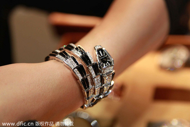 直擊2014巴塞爾鐘表展：品味頂級(jí)視覺盛筵